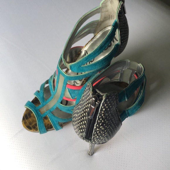 Sam Edelman Heel - Picture 2 of 6